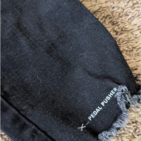 Closed Black Denim Style Pedal Pusher Mid-rise Ankle Straight Leg Jeans, size 28 - Picture 5 of 11